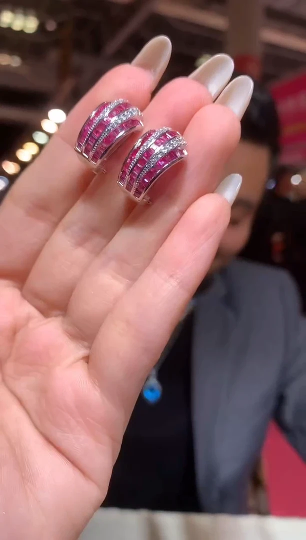 银S925镶嵌耳饰红宝石【宝石世家严选】