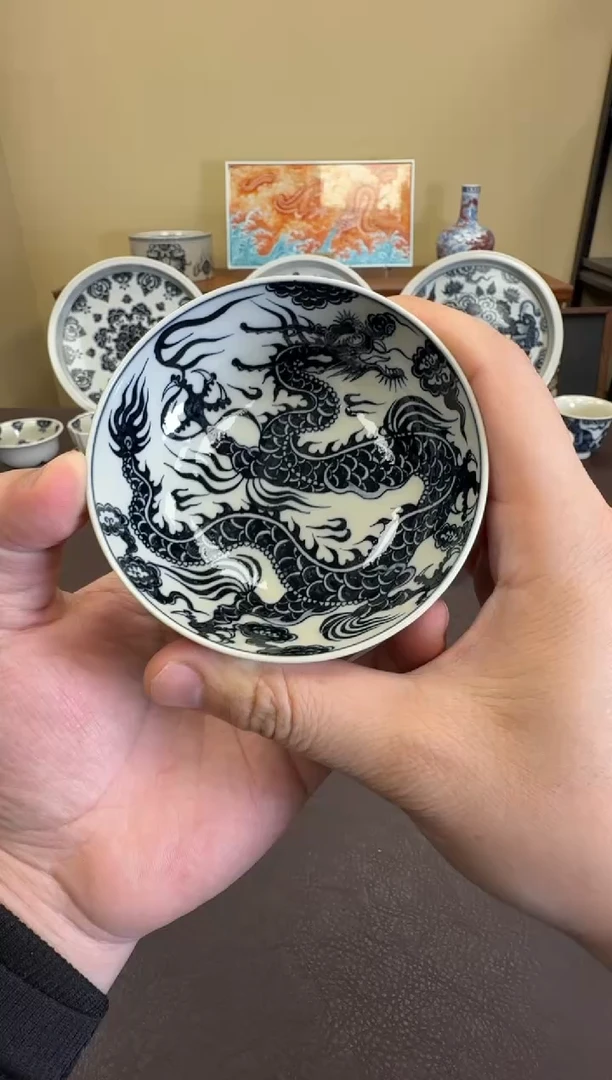 二号釉1351龙纹普洱杯