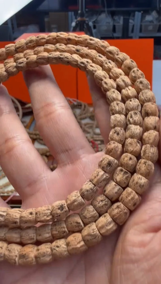 柏香籽/百香籽吊坠3929