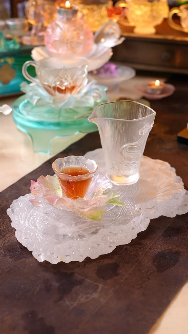 手工艺品琉璃芙蓉1杯1托+云烟暮雨公道杯1只