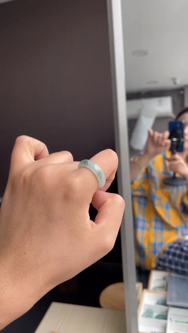 吊坠(不含链)未镶嵌翡翠天然缅甸A货翡翠