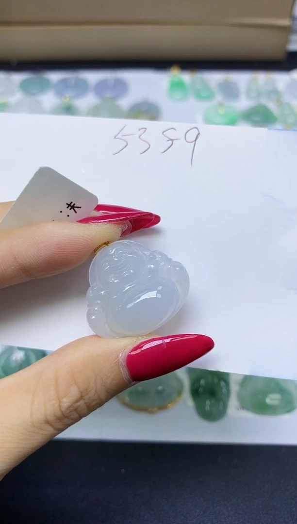 颈饰18K金镶嵌翡翠天然缅甸A货翡翠百元以上9元证书费自理