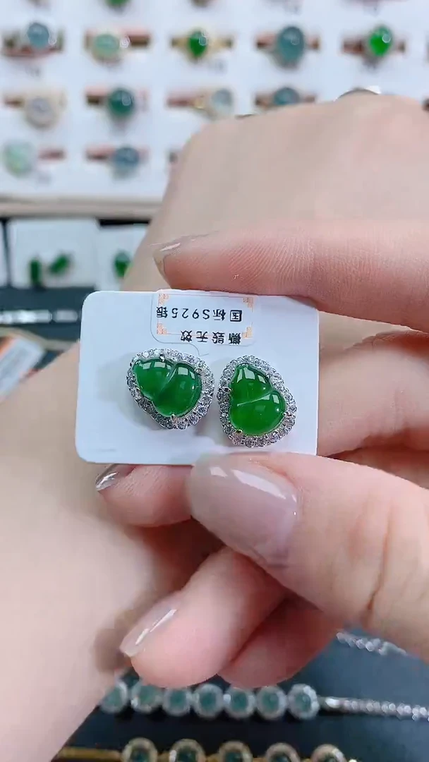 银S925镶嵌翡翠耳饰天然翡翠