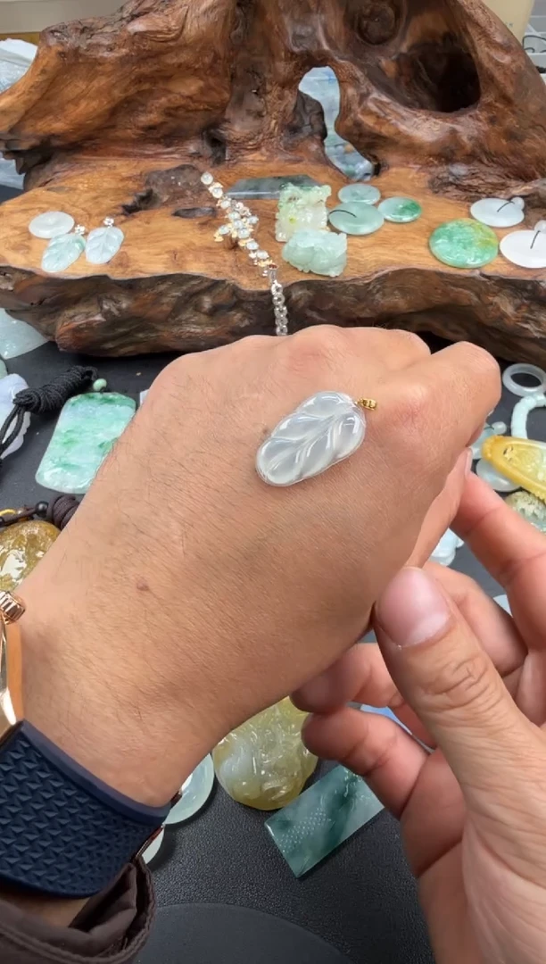 吊坠(不含链)18K金镶嵌翡翠翡翠饰品-226