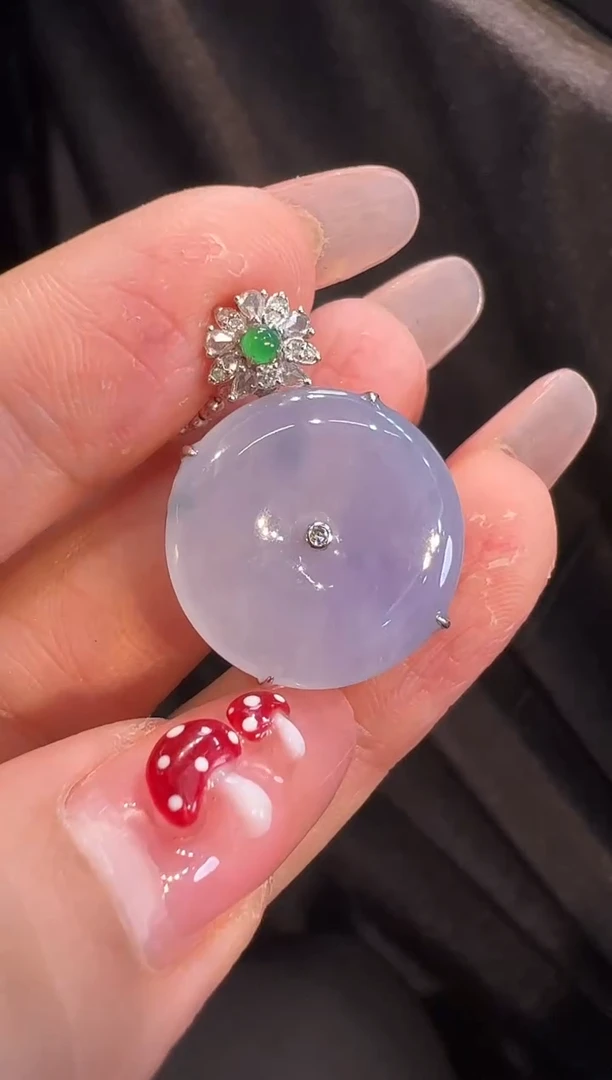 【闪购商品】翡翠颈饰18K金镶嵌吊坠