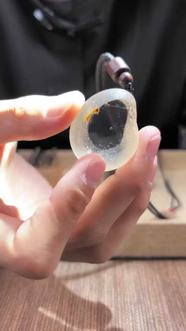 未镶嵌吊坠(赠链)水晶水晶