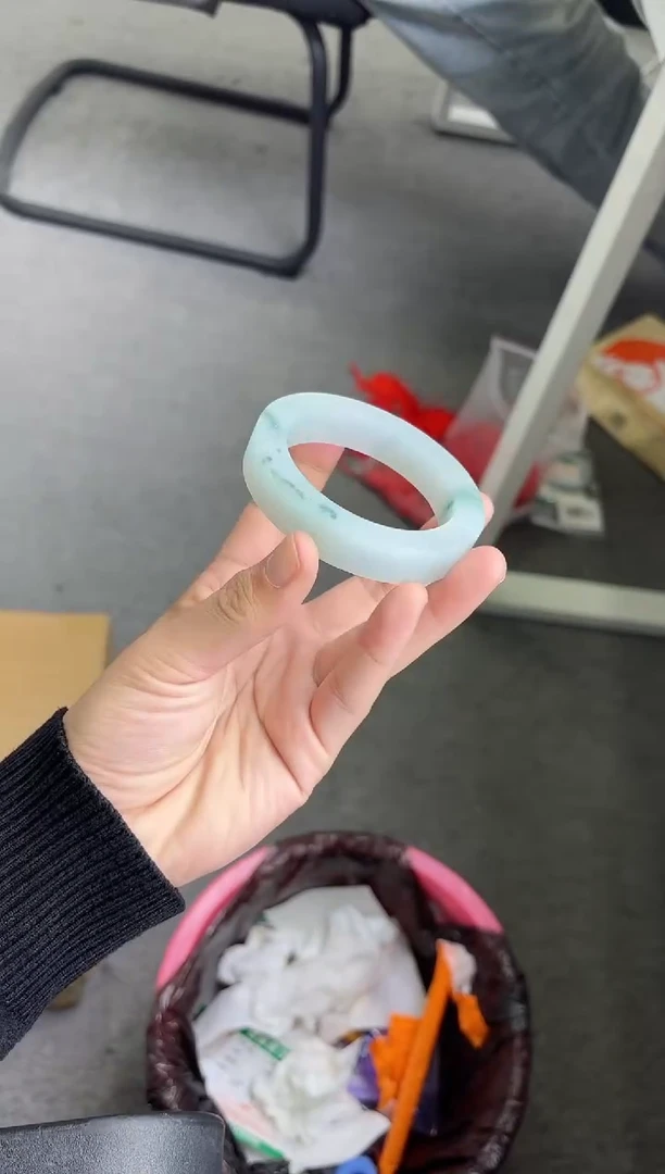 未镶嵌手镯定制翡翠?****?手镯