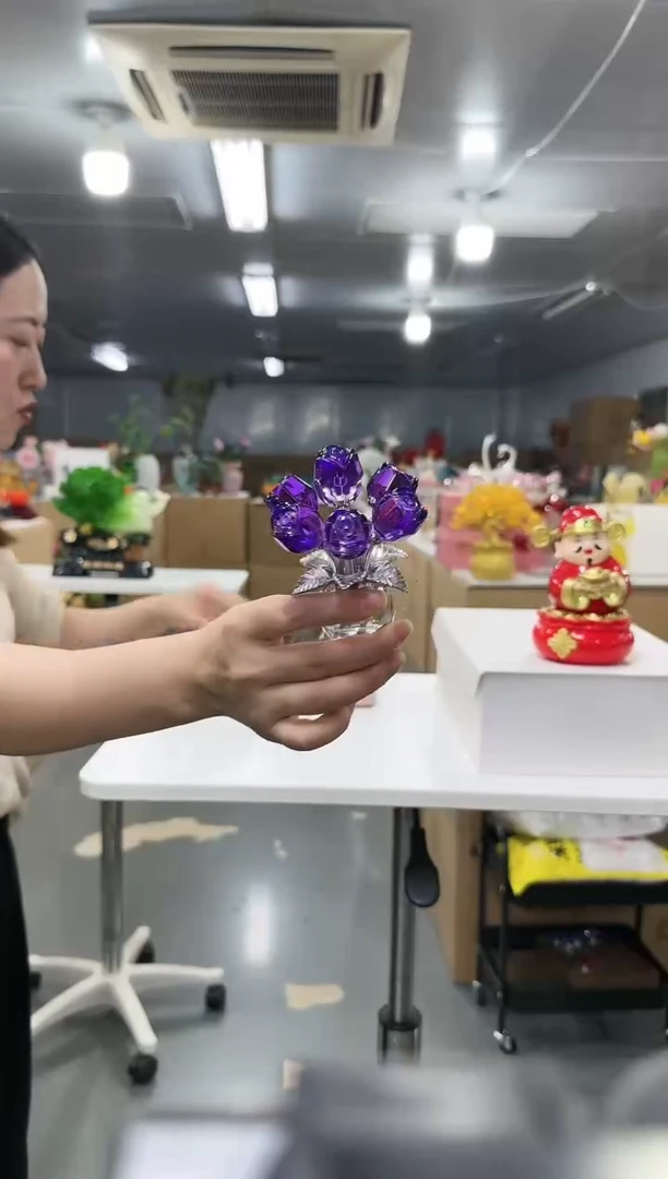 藤金沃水晶琉璃摆设    玫瑰