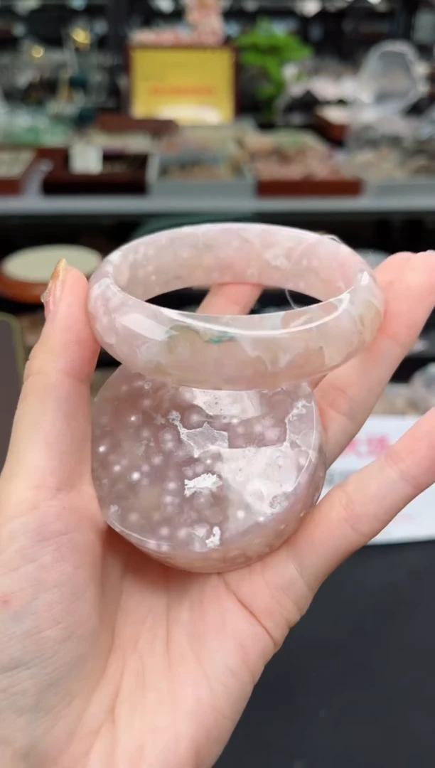 【闪购商品】石英质玉手镯未镶嵌61圈口（赠送镯心）6681347