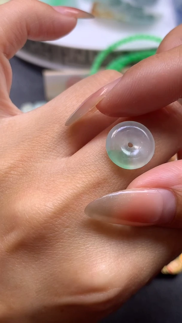 【闪购商品】定制翡翠未镶嵌翡翠