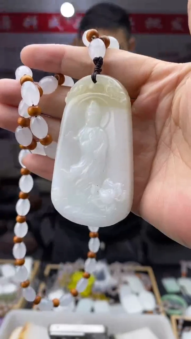 颈饰未镶嵌石英质玉天然玉石未镶嵌颈饰