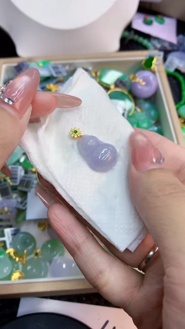 翡翠未镶嵌吊坠(不含链)1