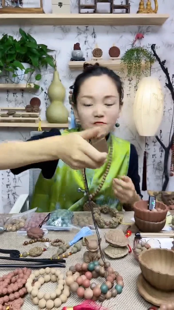 泥塑香身芄葫芦+莲花簪子
