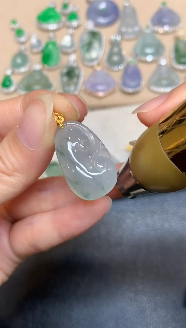 颈饰18K金镶嵌翡翠【24小时鉴赏期】如意【无服务费