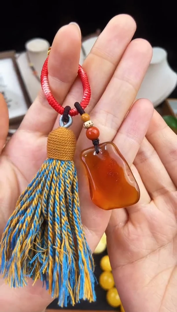 琥珀未镶嵌珠宝奇石柒月