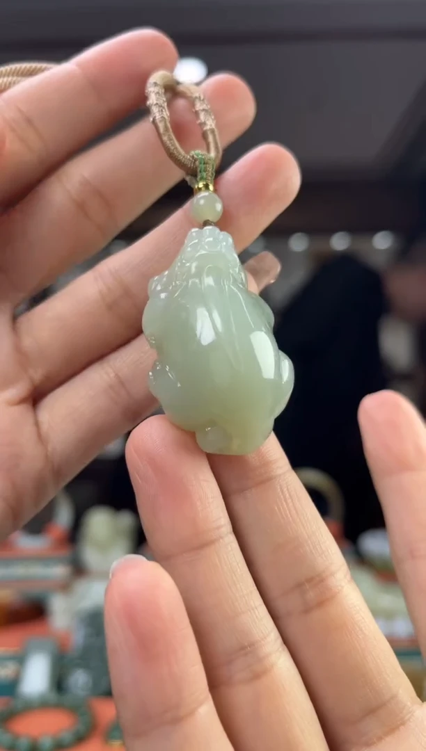 【闪购商品】和田玉颈饰未镶嵌佩佩