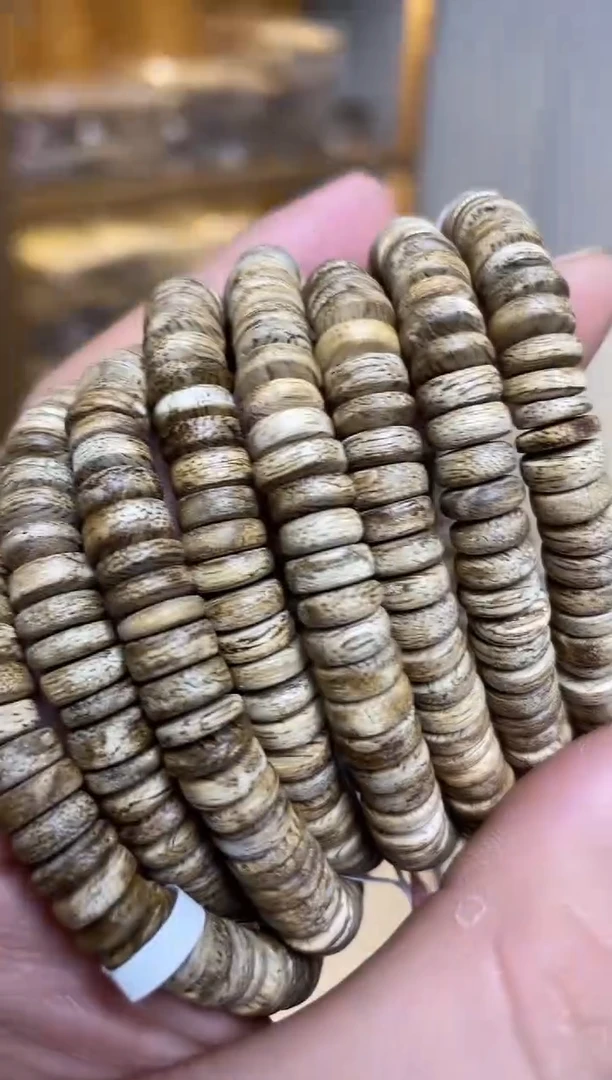 【闪购商品】沉香手串达拉干随型片片珠单圈多样性发其一