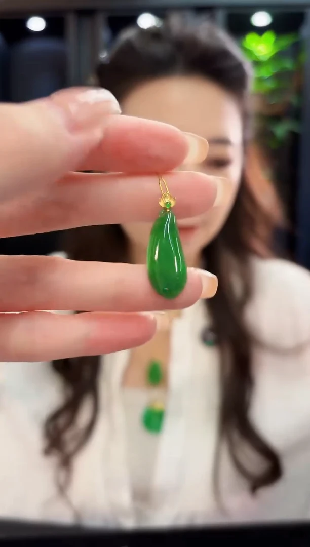 吊坠(不含链)18K金镶嵌翡翠 缅料A货/支持复检/一件