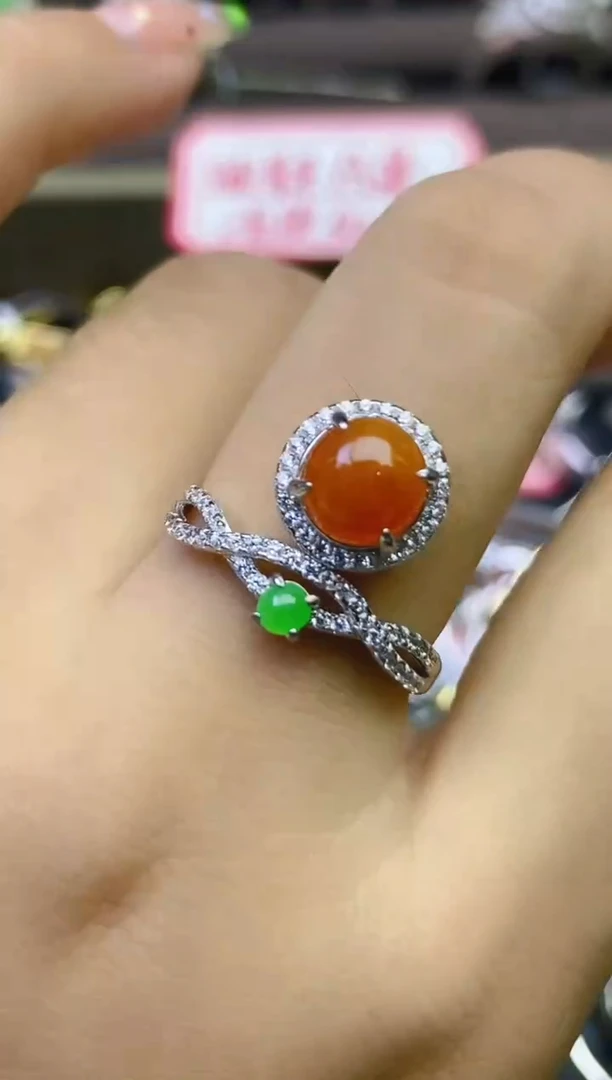 翡翠戒指未镶嵌百内无证书