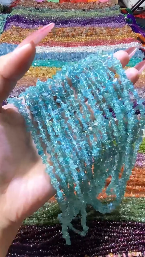 水晶珠宝半成品未镶嵌小蓝磷灰