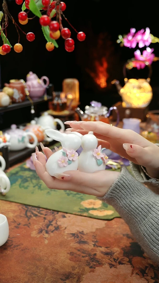 【闪购商品】陶瓷捏花兔兔摆件2只