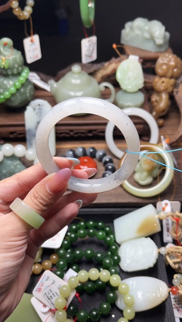 和田玉手镯未镶嵌新疆黑山 54圈9011494