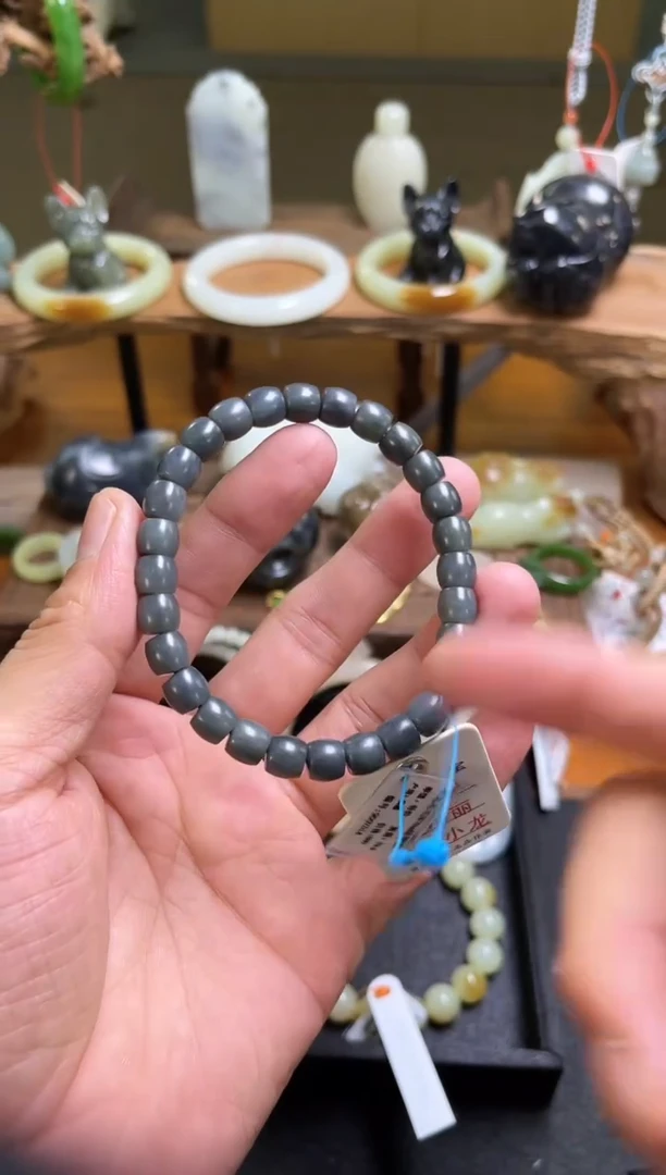 手串未镶嵌和田玉卡8毛毛矿青花极限弧9007514