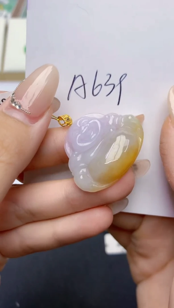 翡翠18K金镶嵌颈饰天然缅甸A货翡翠