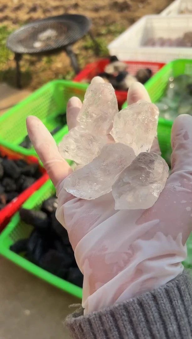 【闪购商品】水晶摆件未镶嵌白阿赛多样性发一个244