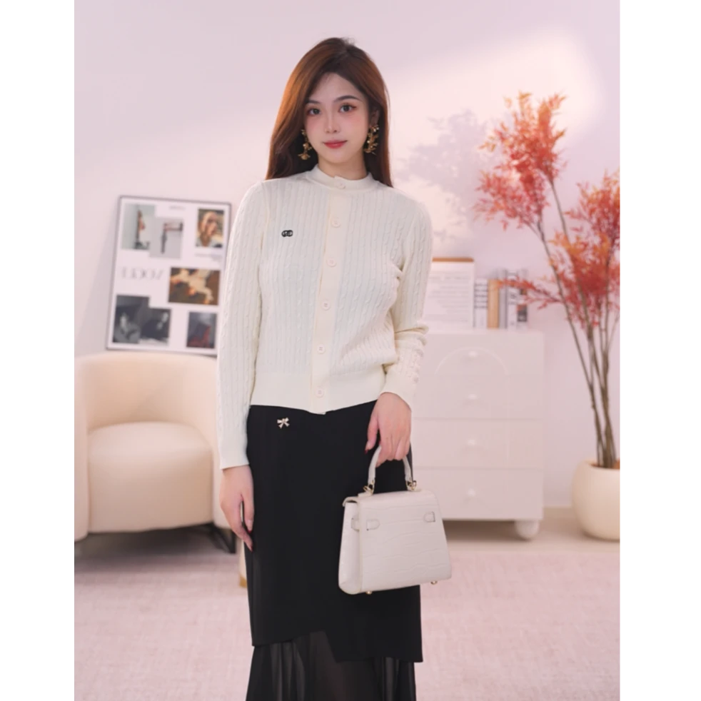 H311【奈】秋季新款圆领长袖法式针织衫高级感女式上衣