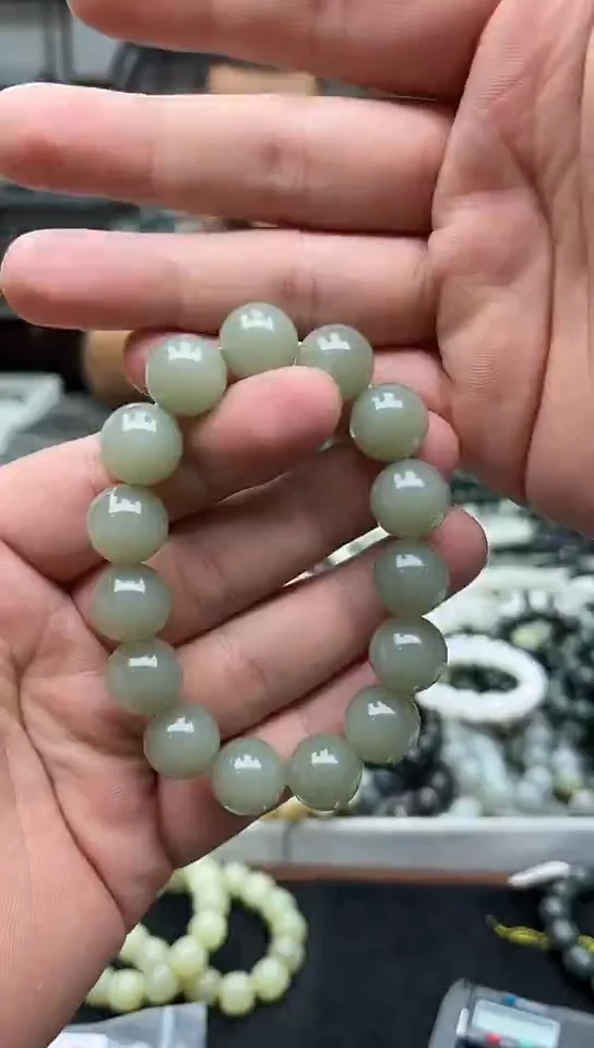 未镶嵌手串和田玉新疆且末青白14