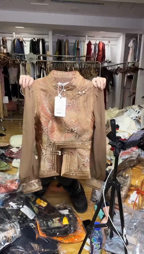 纱袖马甲       L码        105-115斤