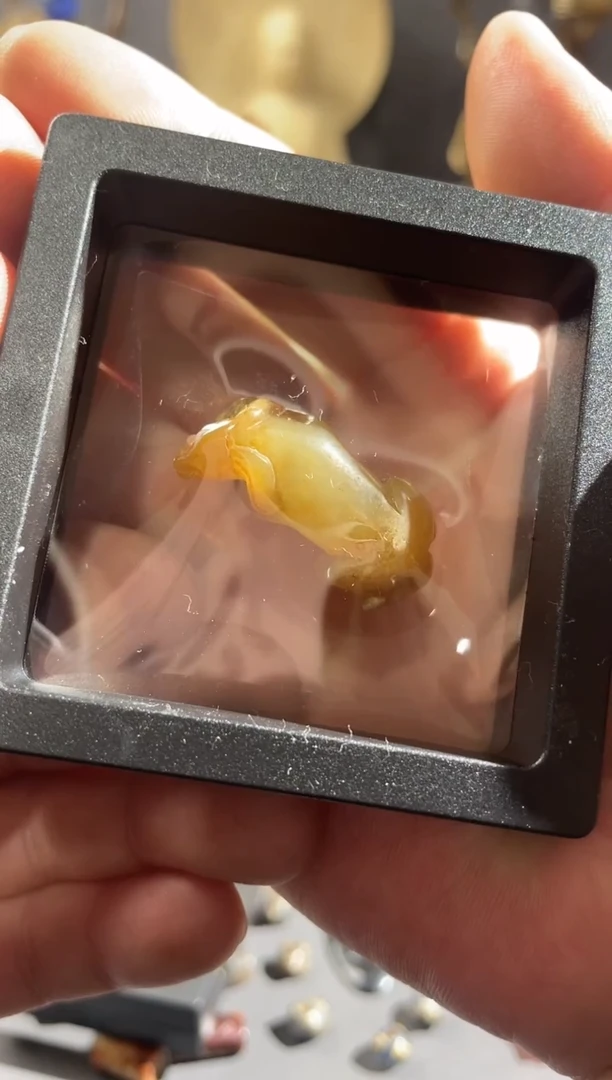 未镶嵌和田玉（糖玉）挂件果*1