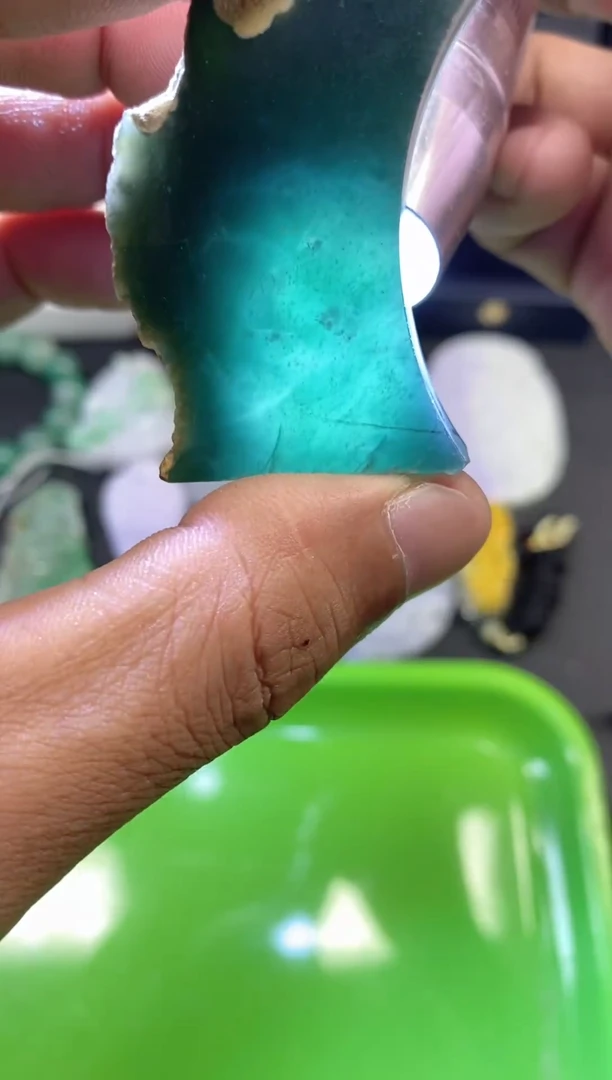 裸石翡翠天然A货翡翠边角料