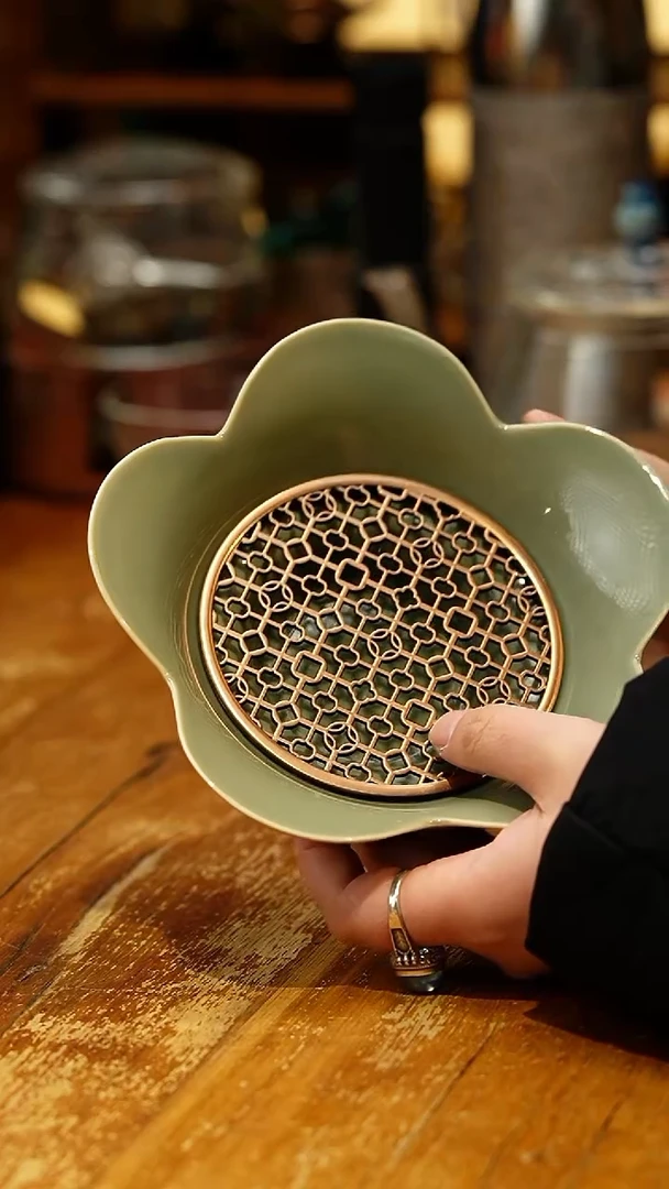 【闪购商品】暗香疏影/青瓷花语壶承