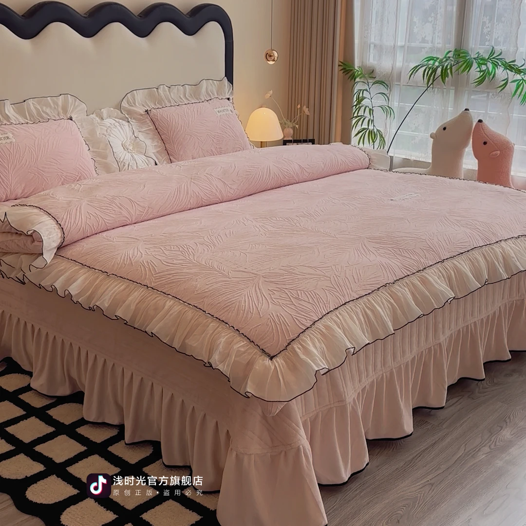 浅时光秋冬加厚保暖立体高端雕花绒夹棉加厚防滑床盖款保暖四件套