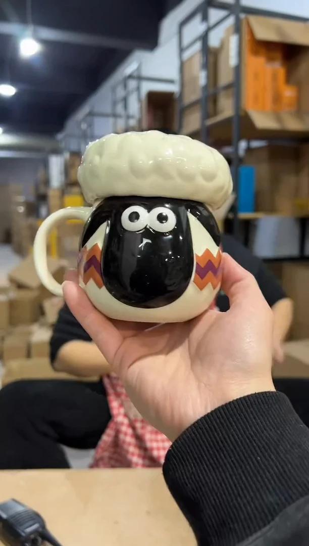 【闪购商品】杯Q版小羊肖恩带盖水杯A