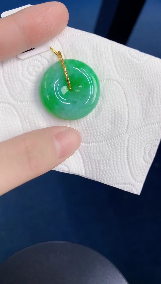 颈饰18K金镶嵌翡翠天然翡翠缅甸A货