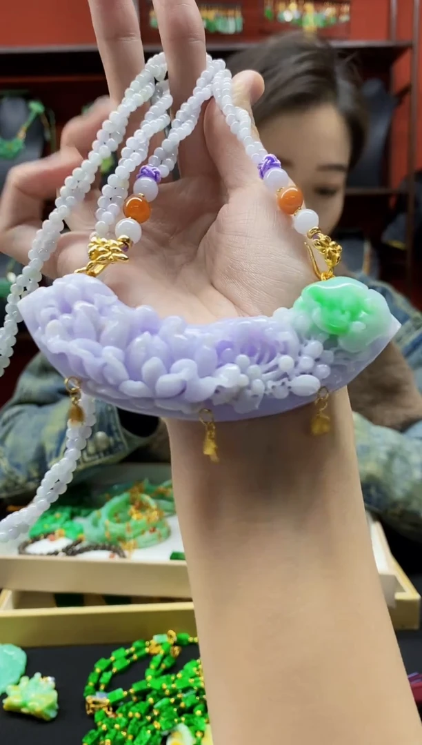 颈饰未镶嵌翡翠翡翠吊坠-149