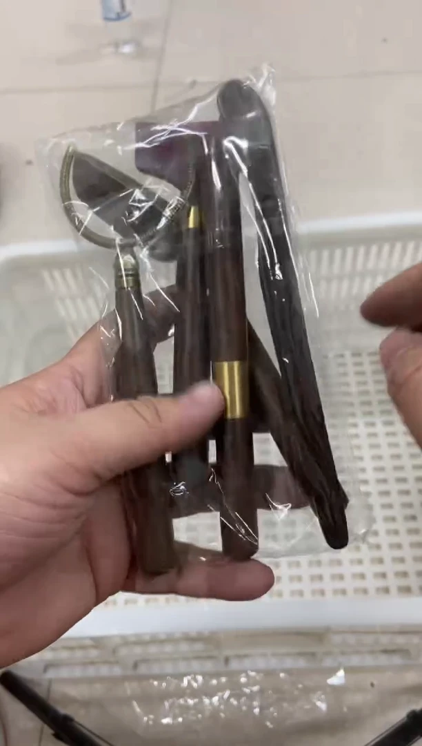 杯无运费险有瑕疵的摄影的产品有使用过的痕迹有点脏介意勿拍