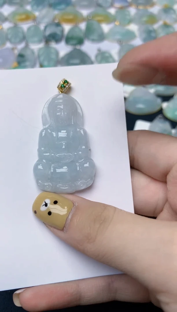 翡翠未镶嵌颈饰天然翡翠A货