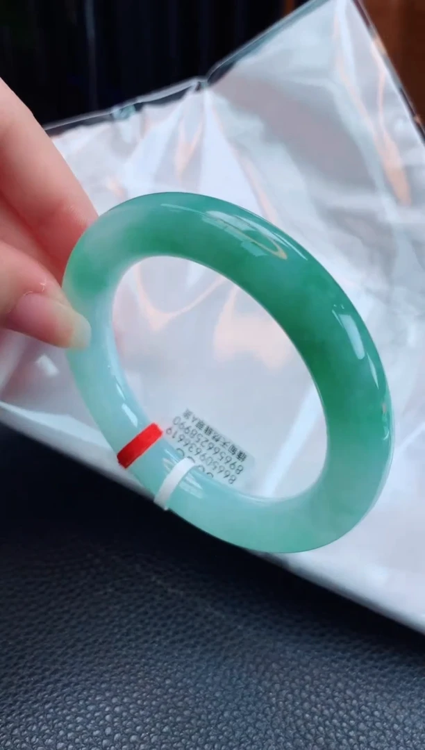 【闪购商品】翡翠手镯未镶嵌缅甸天然翡翠A货手镯