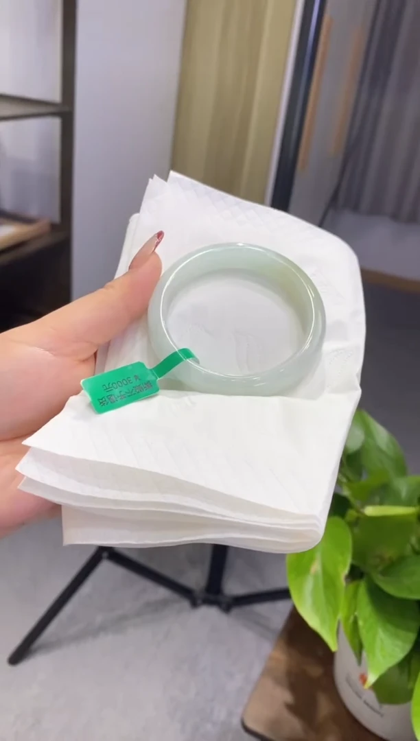 【闪购商品】翡翠手镯未镶嵌00000628