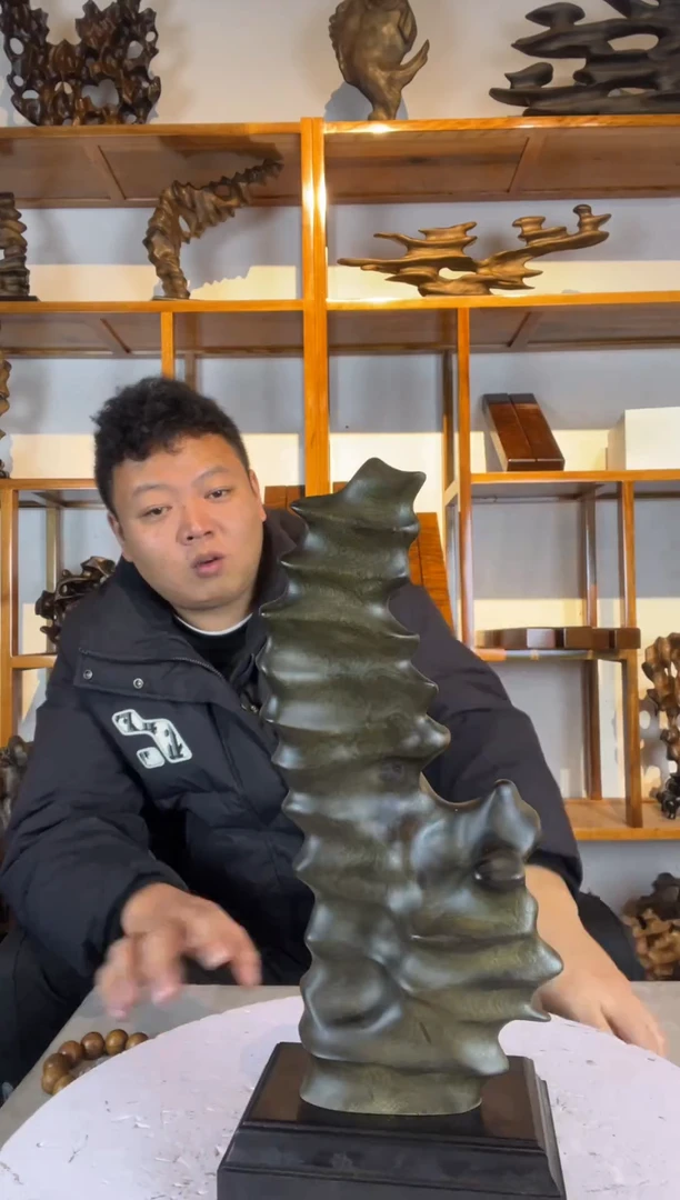 金丝楠拐**弯156金丝楠自然随型摆件