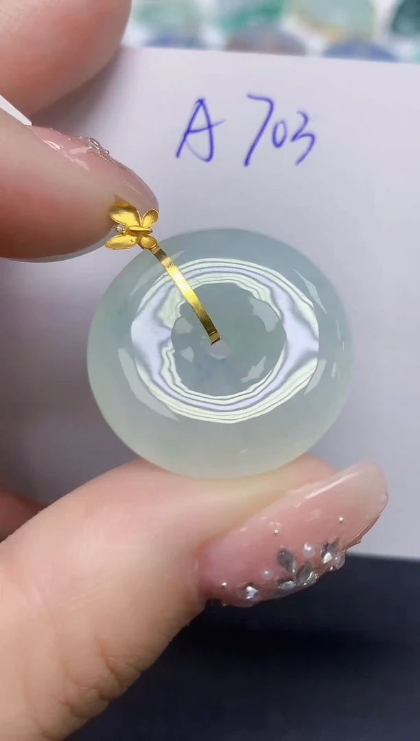 颈饰18K金镶嵌翡翠天然缅甸翡翠A货翡翠百元以上9元证书费自理