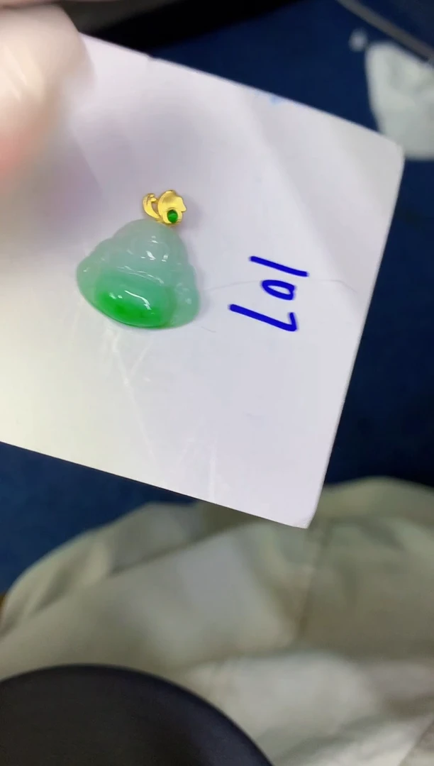 颈饰未镶嵌翡翠缅甸天然翡翠A货