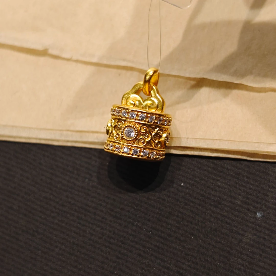 足金999  玉玺吊坠