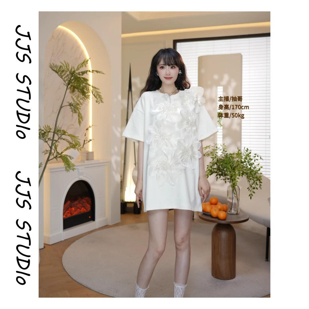 5053037『廊桥花开』2025夏季百搭简约中长款宽松小众设计师短袖T裙