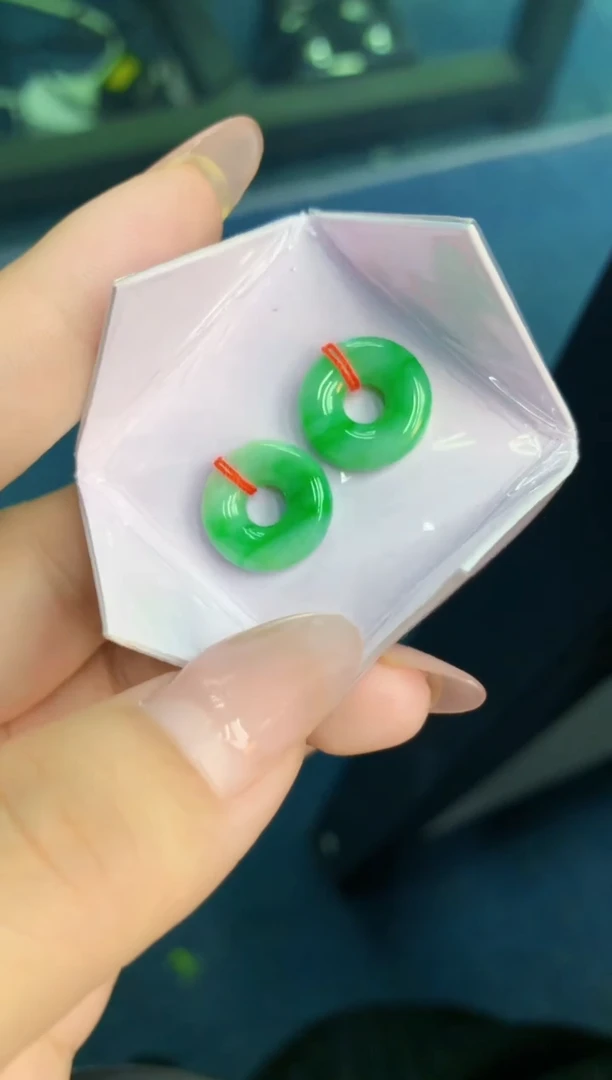 翡翠未镶嵌吊坠(不含链)11