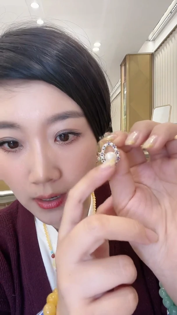 【闪购商品】淡水珍珠耳饰合金耳钉